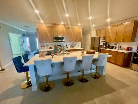 En Renta: $2,650 (5 camas, 3 baños, 2296 Pies cuadrados)