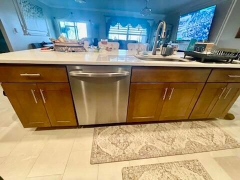 En Renta: $2,650 (5 camas, 3 baños, 2296 Pies cuadrados)