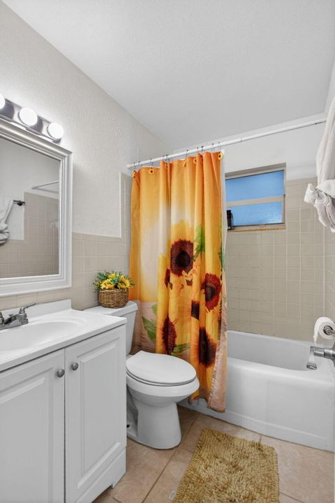 En Venta: $310,000 (3 camas, 1 baños, 702 Pies cuadrados)