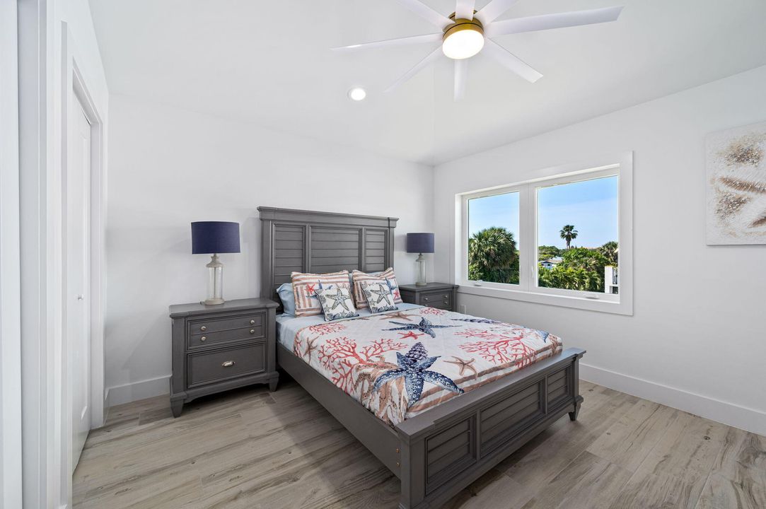 For Sale: $2,999,999 (3 beds, 4 baths, 3022 Square Feet)