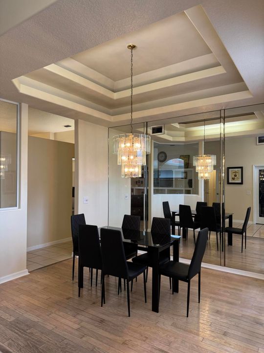 En Renta: $3,100 (3 camas, 2 baños, 1984 Pies cuadrados)