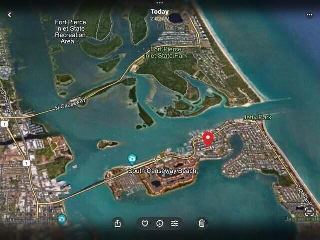 For Sale: $120,000 (1 beds, 1 baths, 494 Square Feet)