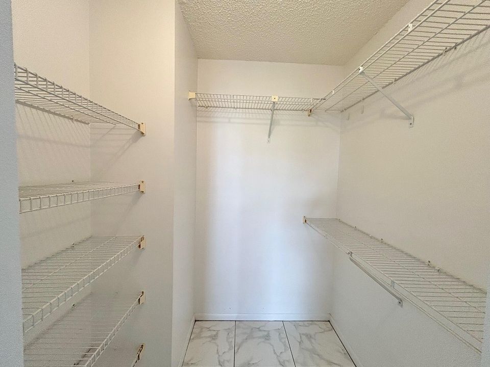 En Venta: $75,000 (2 camas, 2 baños, 1020 Pies cuadrados)