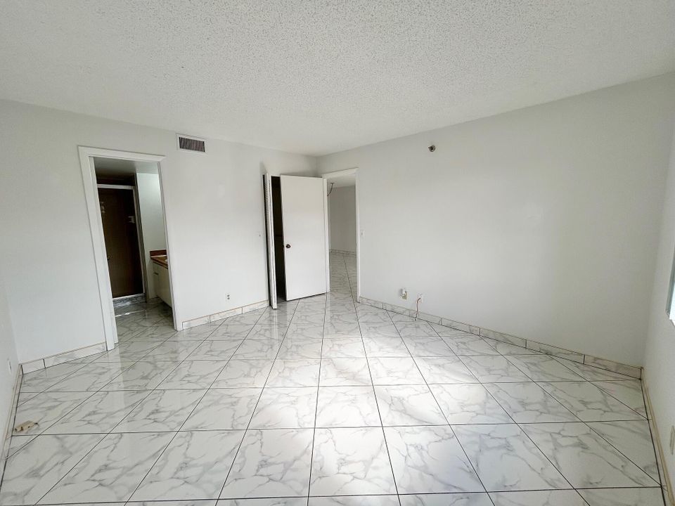 En Venta: $75,000 (2 camas, 2 baños, 1020 Pies cuadrados)