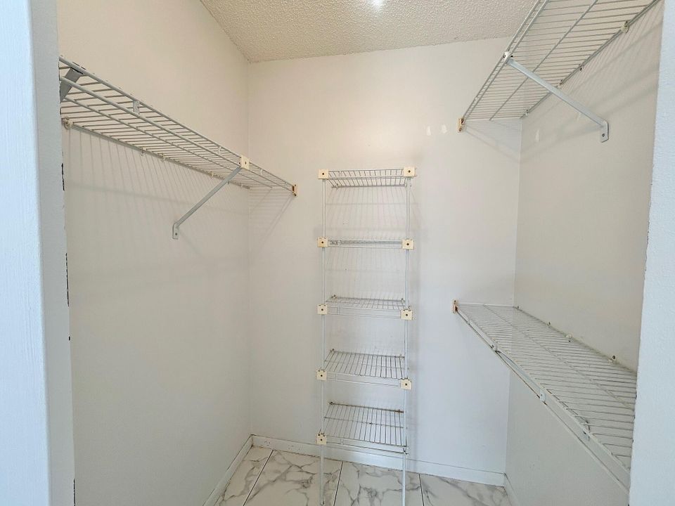 En Venta: $75,000 (2 camas, 2 baños, 1020 Pies cuadrados)