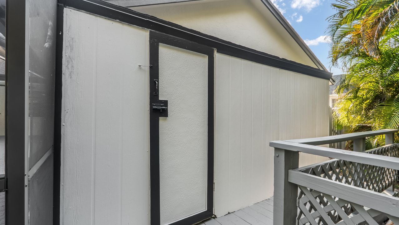 待售: $875,000 (4 贝兹, 2 浴室, 2283 平方英尺)