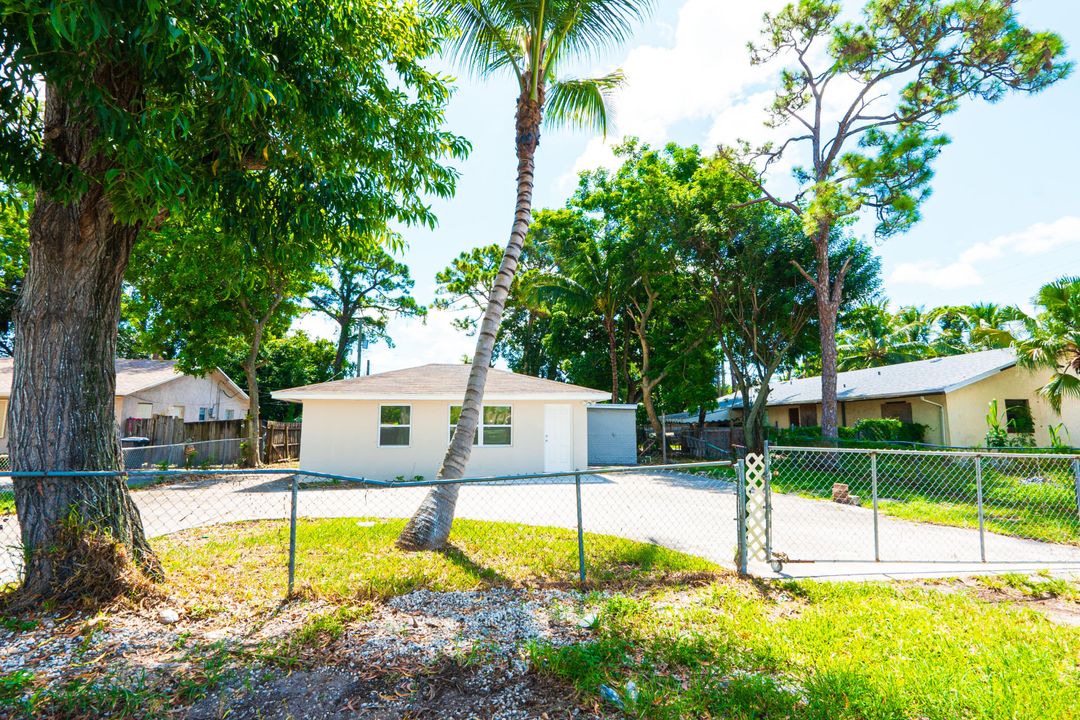 待售: $350,000 (2 贝兹, 1 浴室, 567 平方英尺)