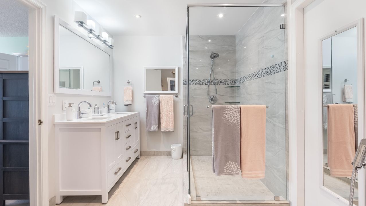 待售: $875,000 (4 贝兹, 2 浴室, 2283 平方英尺)