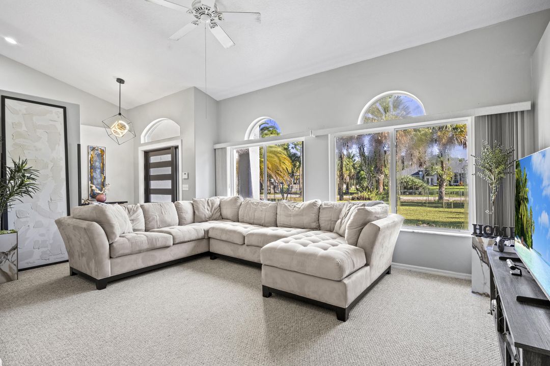 待售: $665,000 (3 贝兹, 2 浴室, 1671 平方英尺)