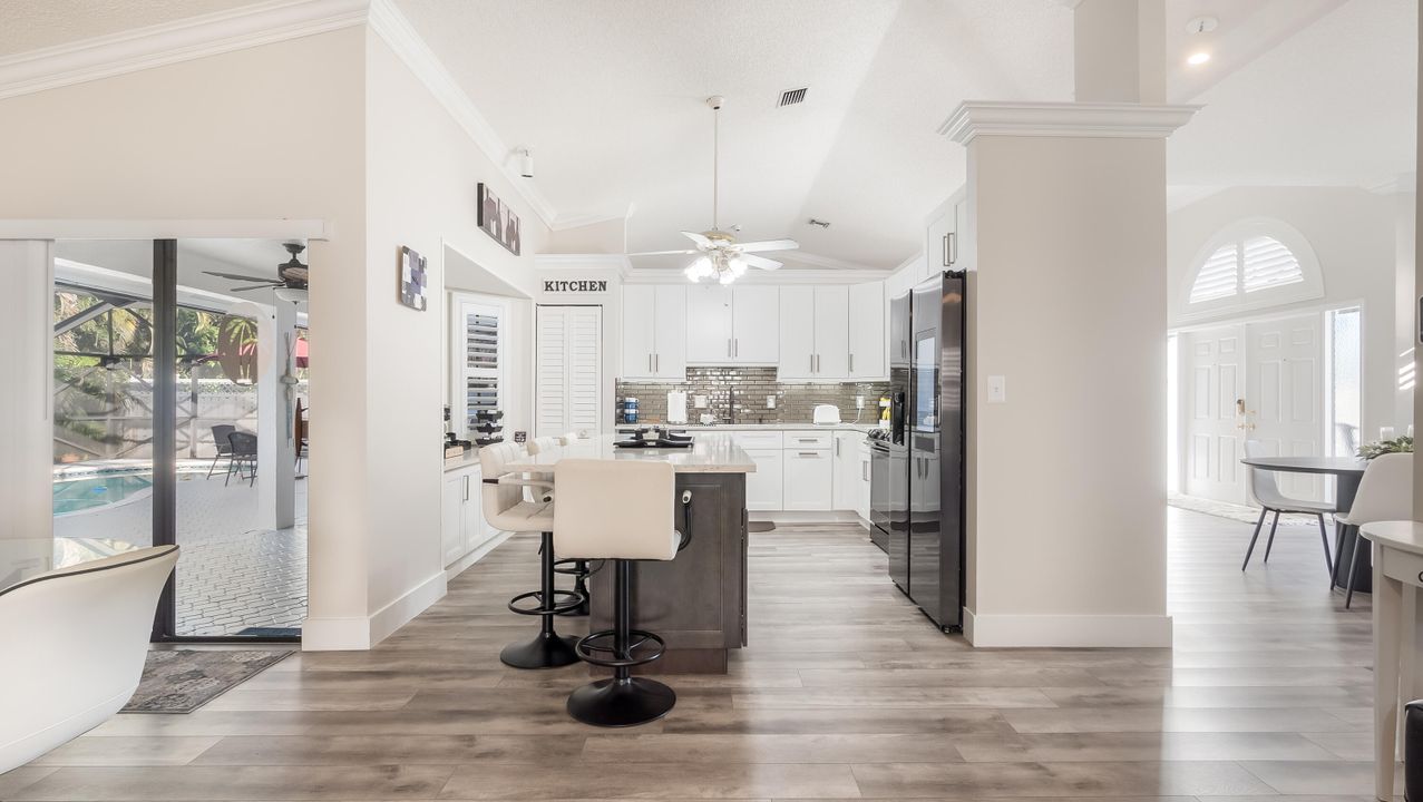 待售: $875,000 (4 贝兹, 2 浴室, 2283 平方英尺)