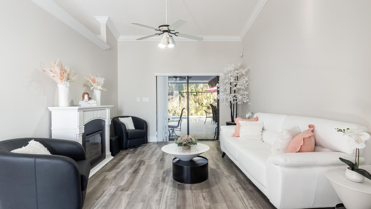 待售: $875,000 (4 贝兹, 2 浴室, 2283 平方英尺)