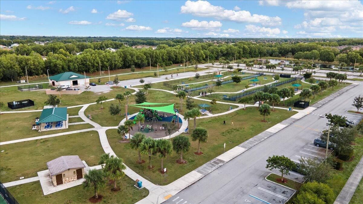 待售: $450,000 (3 贝兹, 2 浴室, 1797 平方英尺)