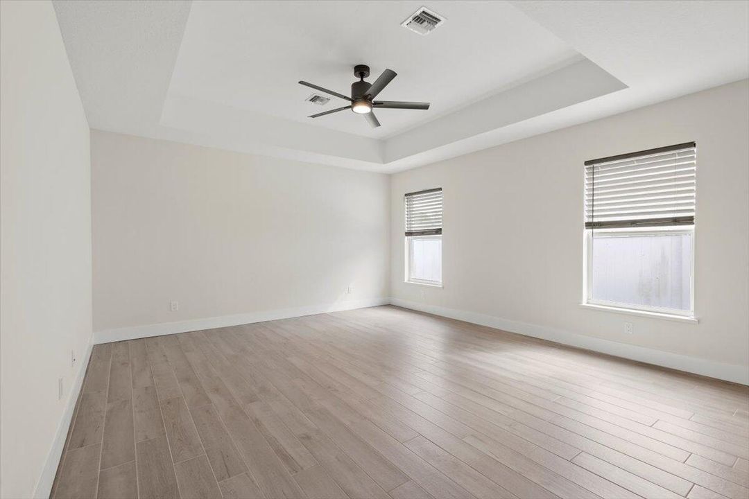 待售: $450,000 (3 贝兹, 2 浴室, 1797 平方英尺)