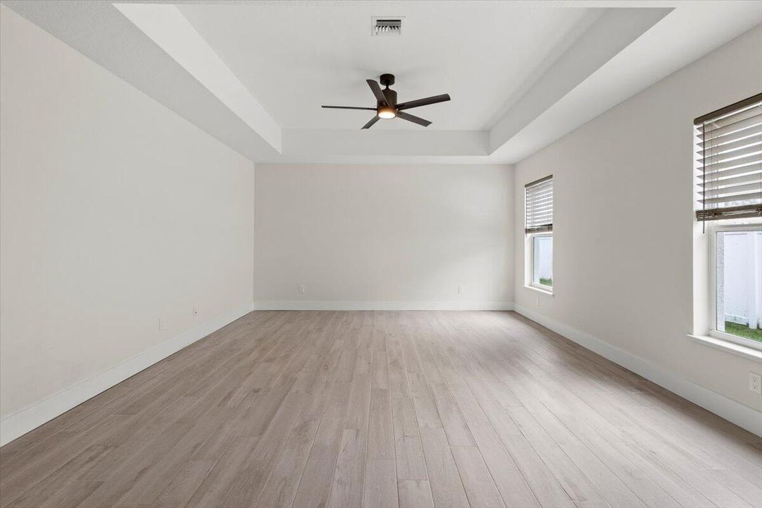 待售: $450,000 (3 贝兹, 2 浴室, 1797 平方英尺)