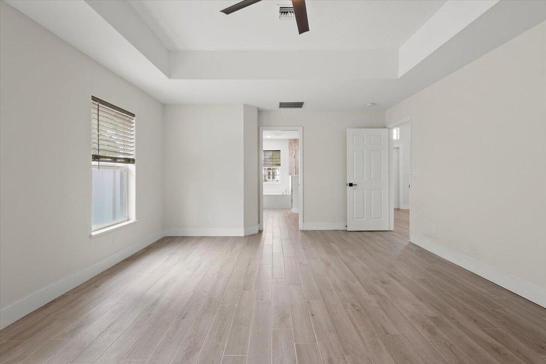 待售: $450,000 (3 贝兹, 2 浴室, 1797 平方英尺)