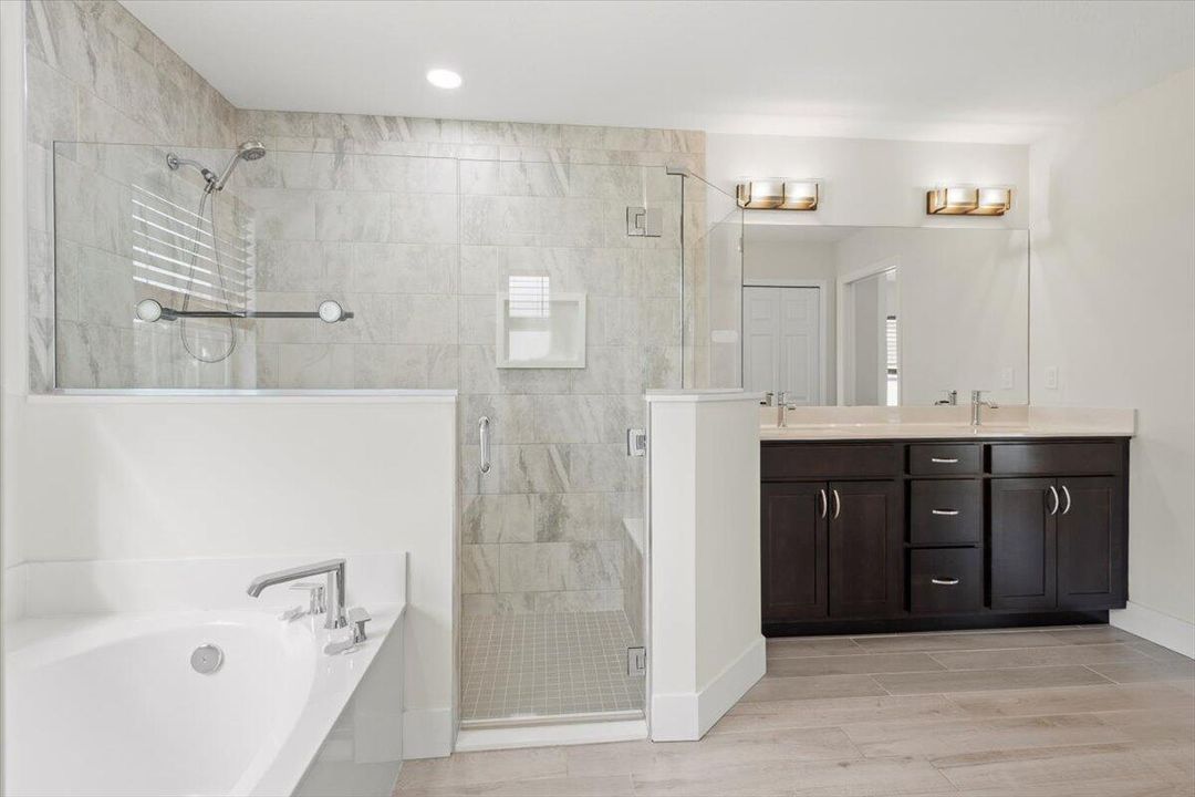 待售: $450,000 (3 贝兹, 2 浴室, 1797 平方英尺)