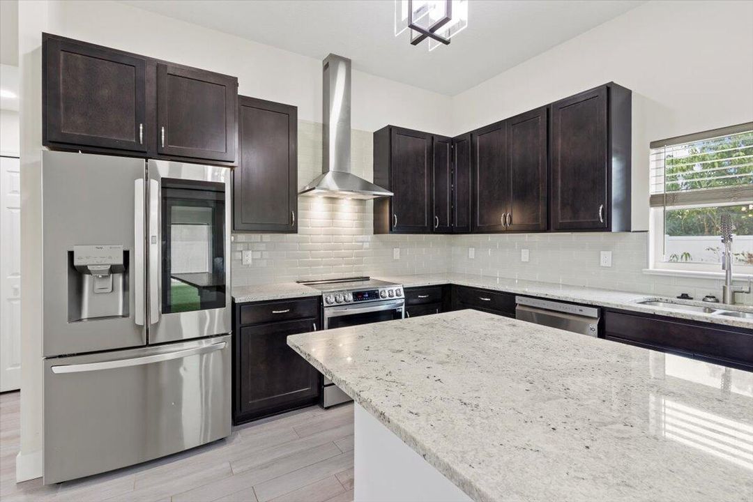 待售: $450,000 (3 贝兹, 2 浴室, 1797 平方英尺)