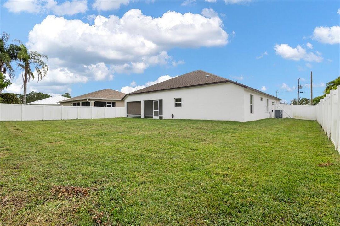 待售: $450,000 (3 贝兹, 2 浴室, 1797 平方英尺)