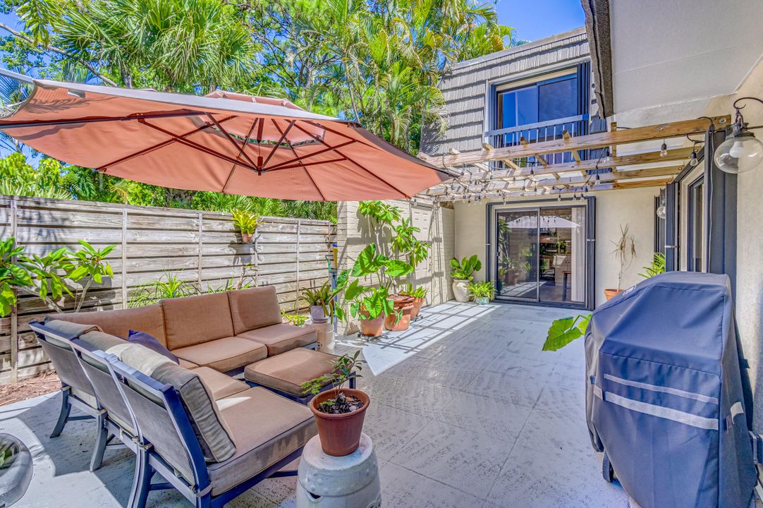 For Rent: $4,000 (2 beds, 2 baths, 1488 Square Feet)