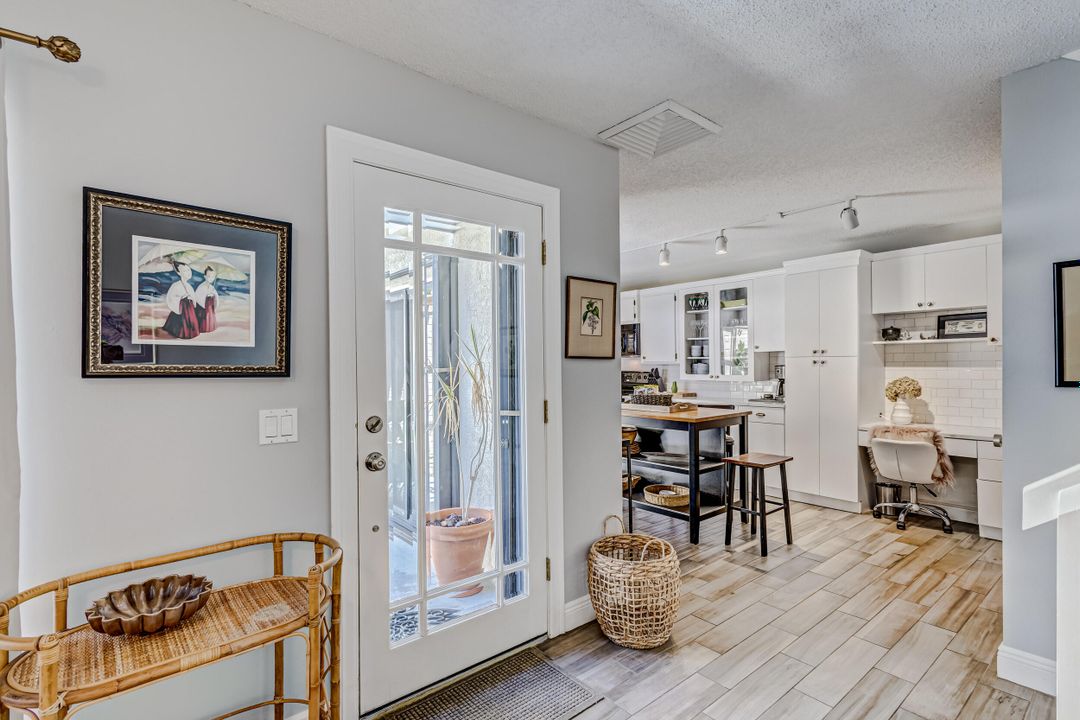 For Rent: $4,000 (2 beds, 2 baths, 1488 Square Feet)