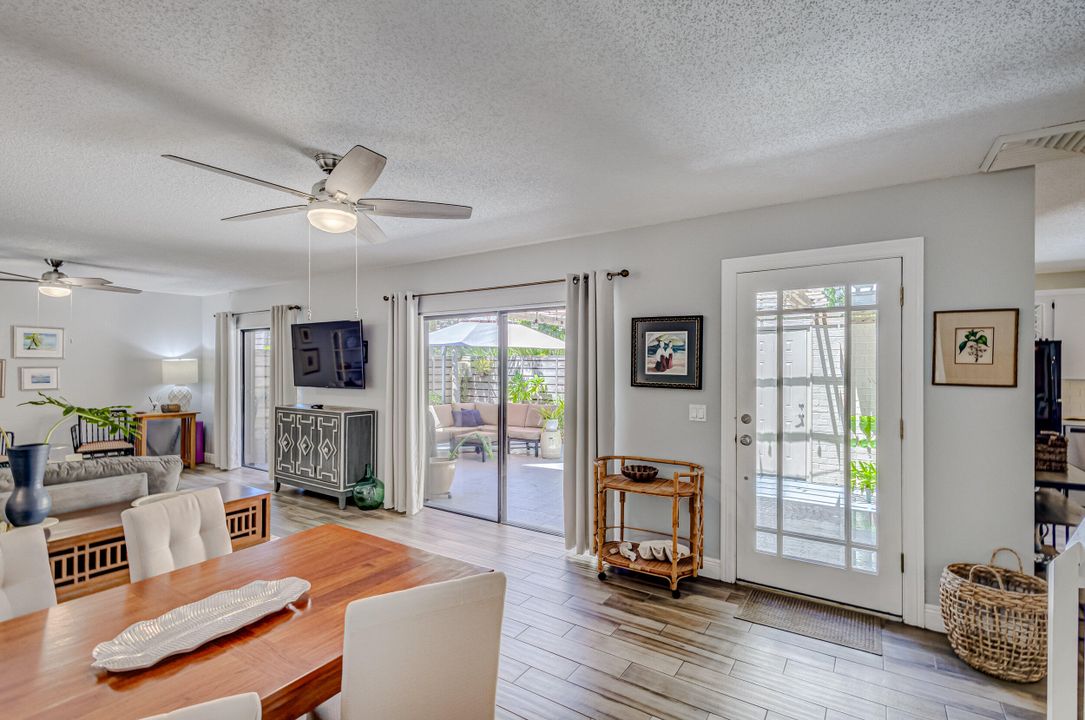 For Rent: $4,000 (2 beds, 2 baths, 1488 Square Feet)