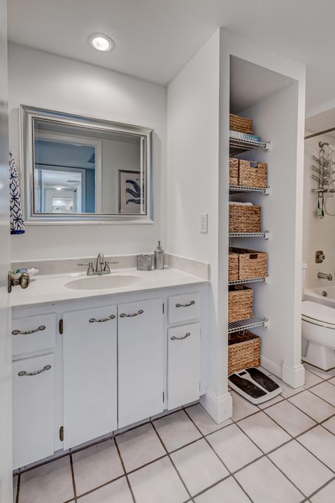 For Rent: $4,000 (2 beds, 2 baths, 1488 Square Feet)