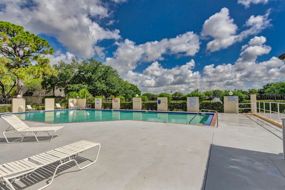 For Rent: $4,000 (2 beds, 2 baths, 1488 Square Feet)