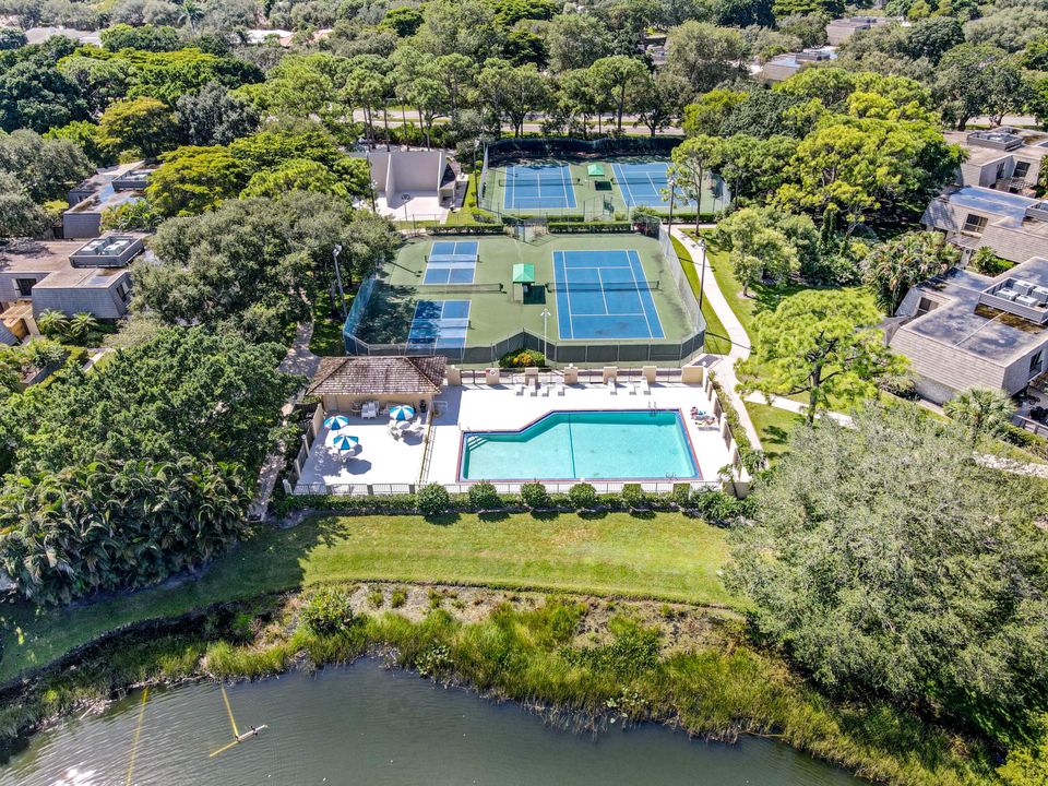 For Rent: $4,000 (2 beds, 2 baths, 1488 Square Feet)