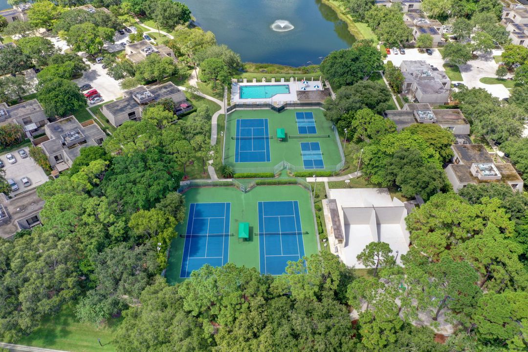 For Rent: $4,000 (2 beds, 2 baths, 1488 Square Feet)