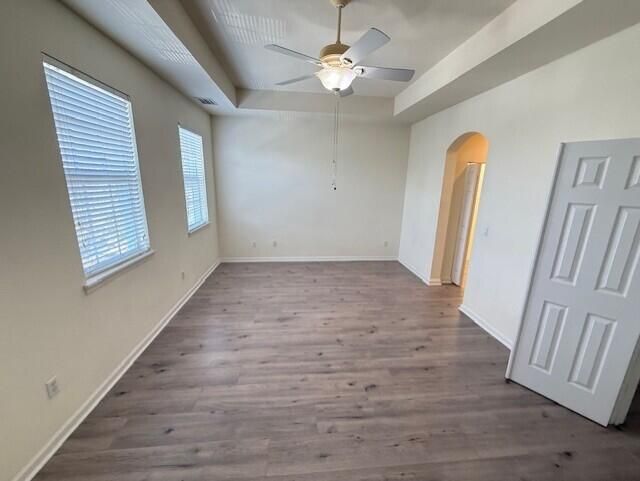 На продажу: $339,900 (2 спален, 2 ванн, 1857 Квадратных фут)