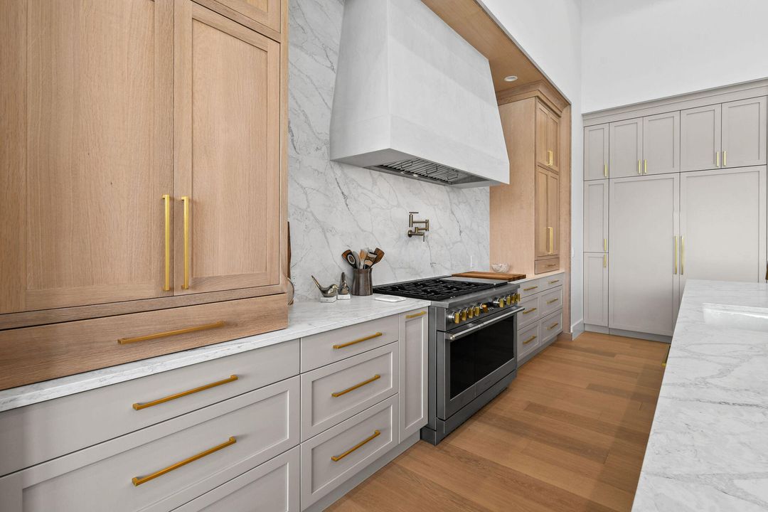 For Rent: $13,500 (3 beds, 3 baths, 3183 Square Feet)