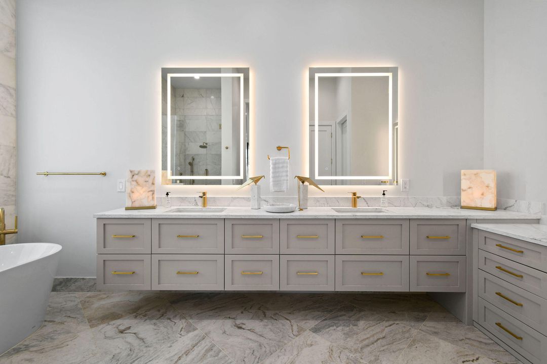 For Rent: $13,500 (3 beds, 3 baths, 3183 Square Feet)