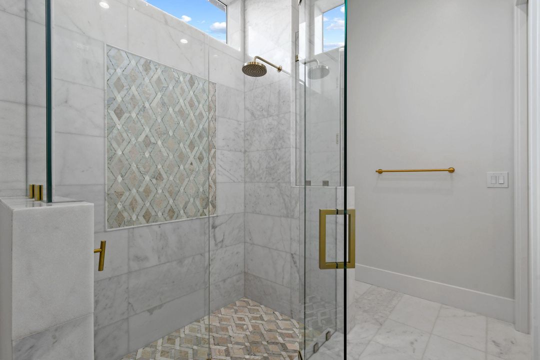 For Rent: $13,500 (3 beds, 3 baths, 3183 Square Feet)