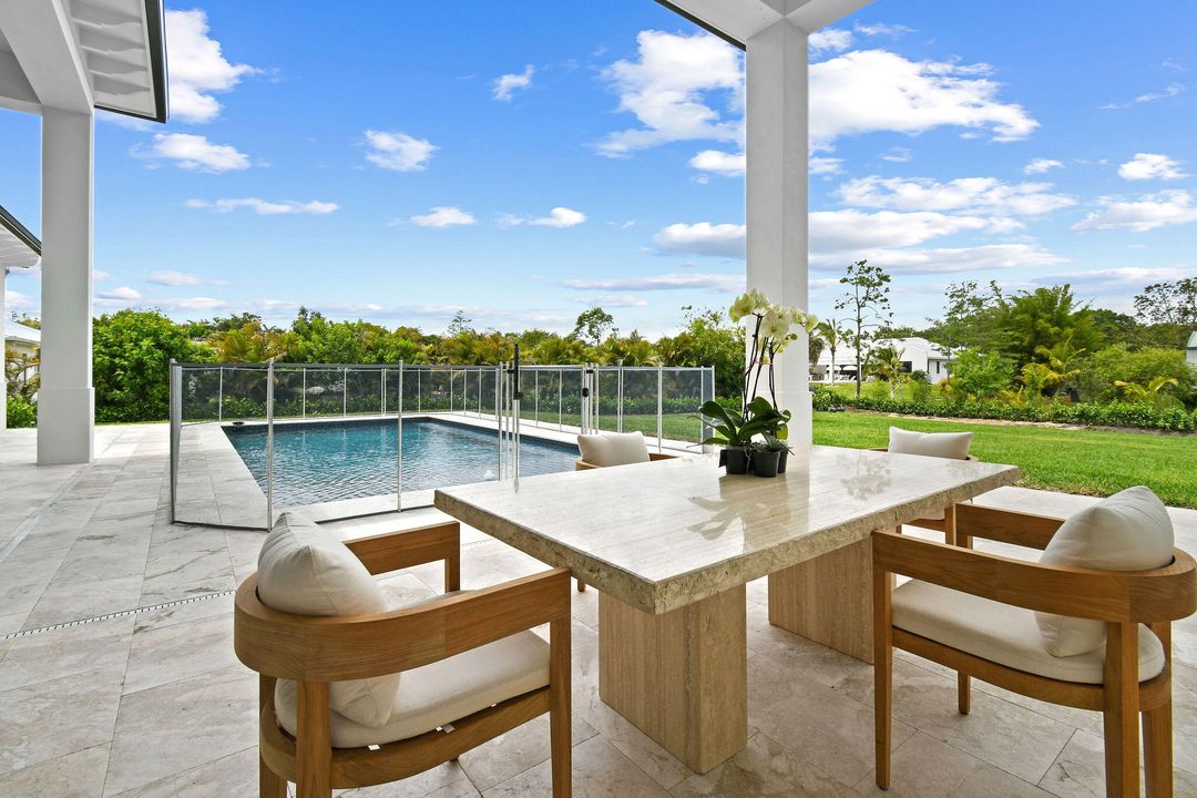 For Rent: $13,500 (3 beds, 3 baths, 3183 Square Feet)