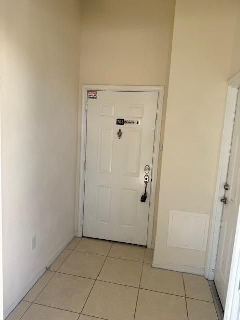 На продажу: $339,900 (2 спален, 2 ванн, 1857 Квадратных фут)