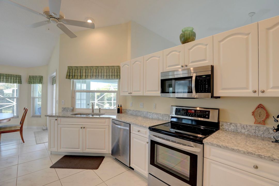 待售: $520,000 (3 贝兹, 2 浴室, 1976 平方英尺)