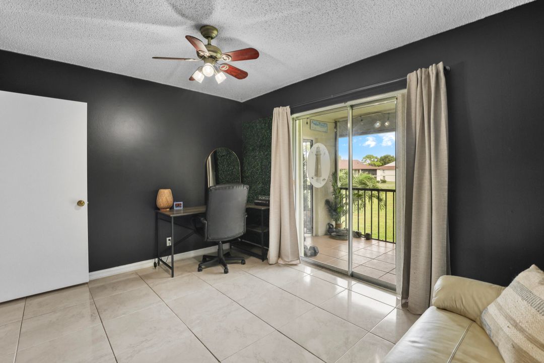 For Sale: $270,000 (2 beds, 2 baths, 1000 Square Feet)