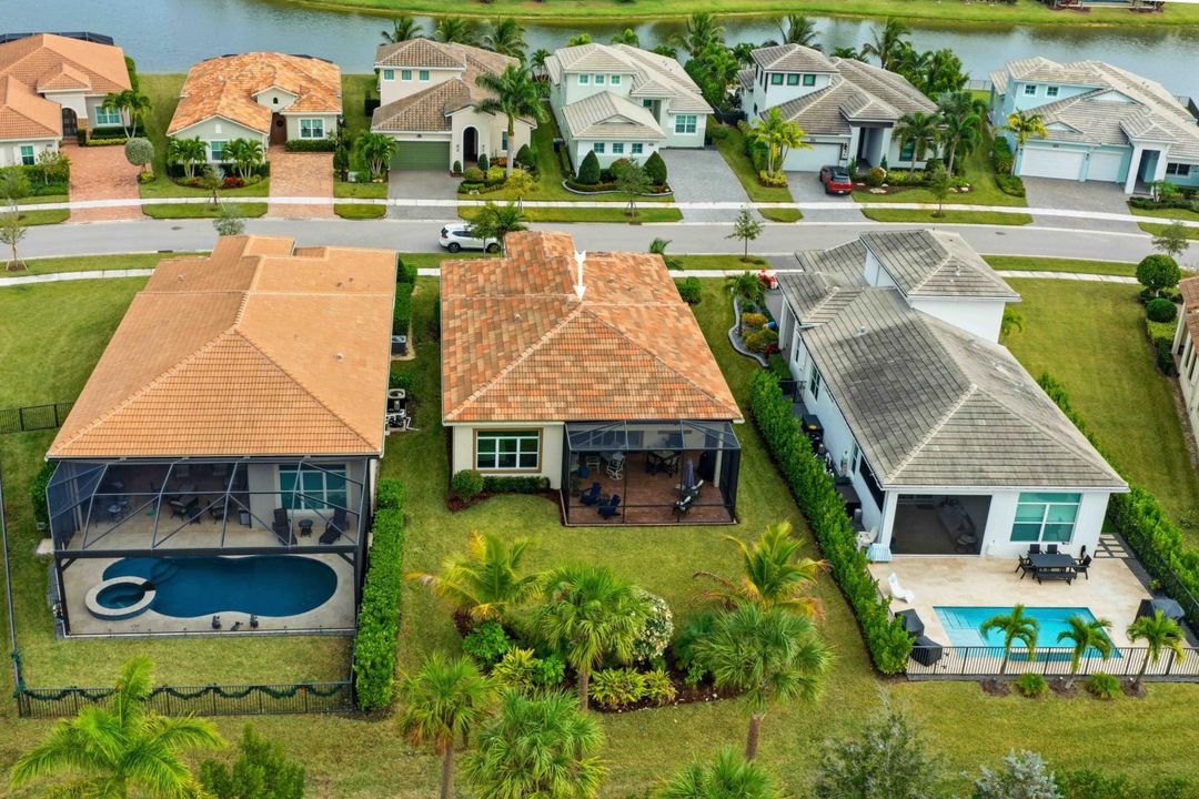 待售: $499,000 (3 贝兹, 2 浴室, 1940 平方英尺)