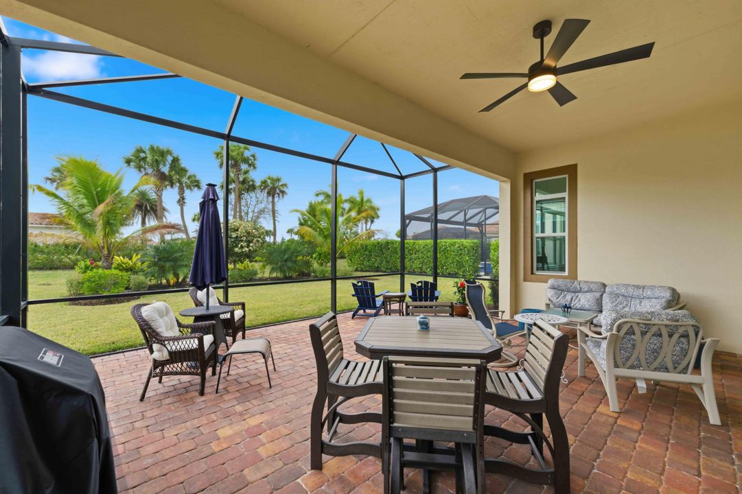 待售: $499,000 (3 贝兹, 2 浴室, 1940 平方英尺)