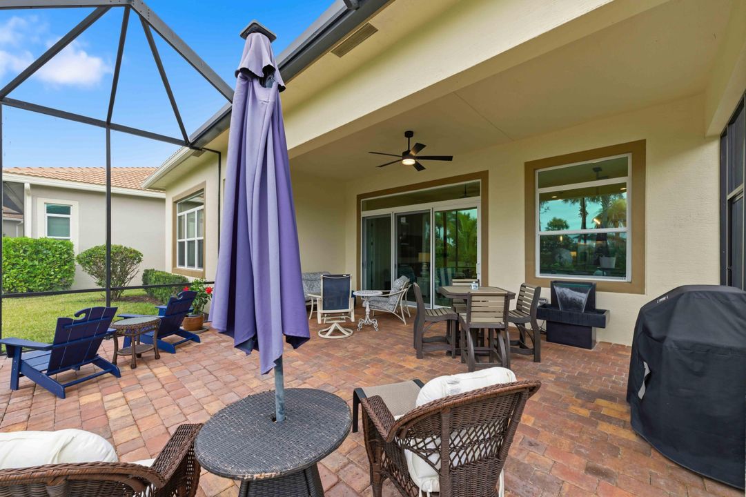 待售: $499,000 (3 贝兹, 2 浴室, 1940 平方英尺)