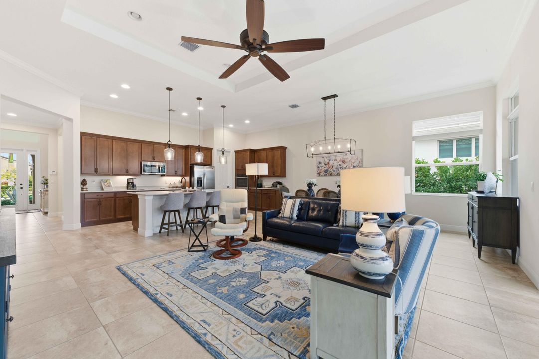 待售: $499,000 (3 贝兹, 2 浴室, 1940 平方英尺)