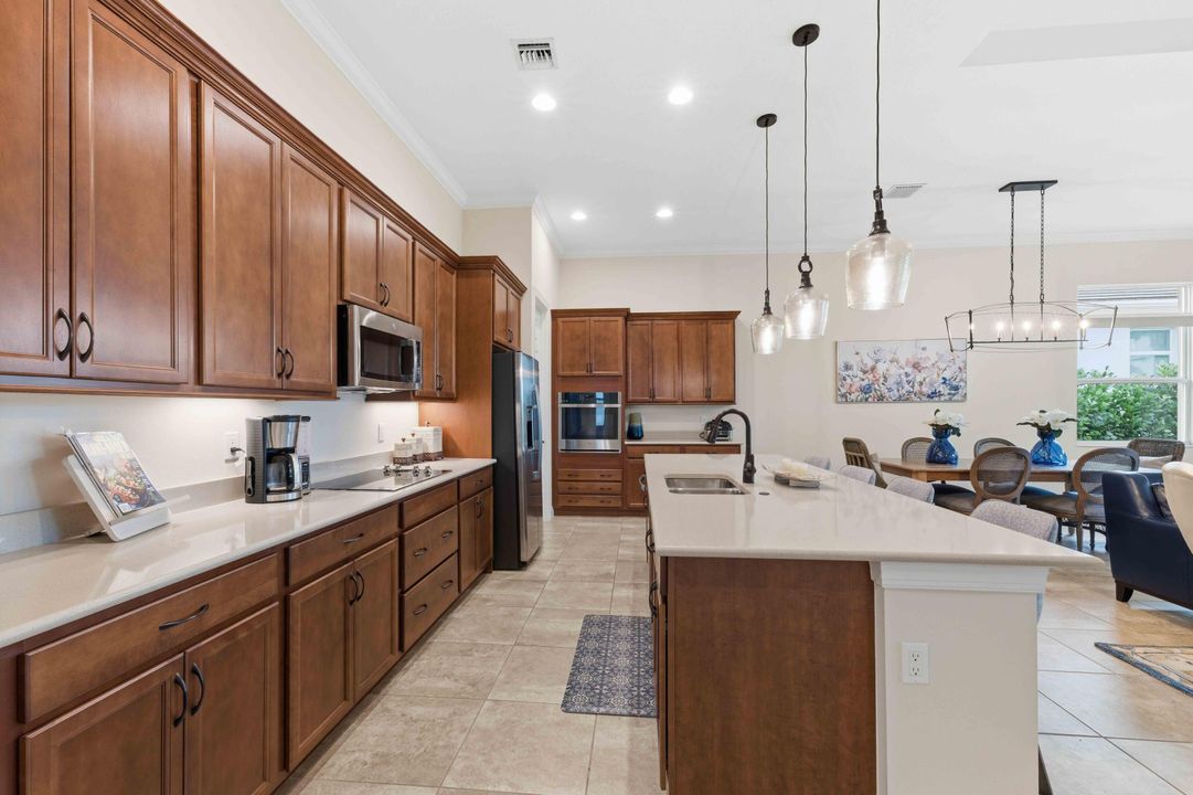 待售: $499,000 (3 贝兹, 2 浴室, 1940 平方英尺)