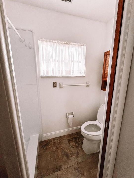 For Rent: $3,600 (3 beds, 2 baths, 1546 Square Feet)