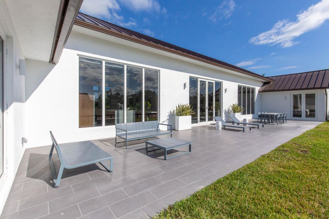 En Renta: $45,000 (4 camas, 4 baños, 4077 Pies cuadrados)