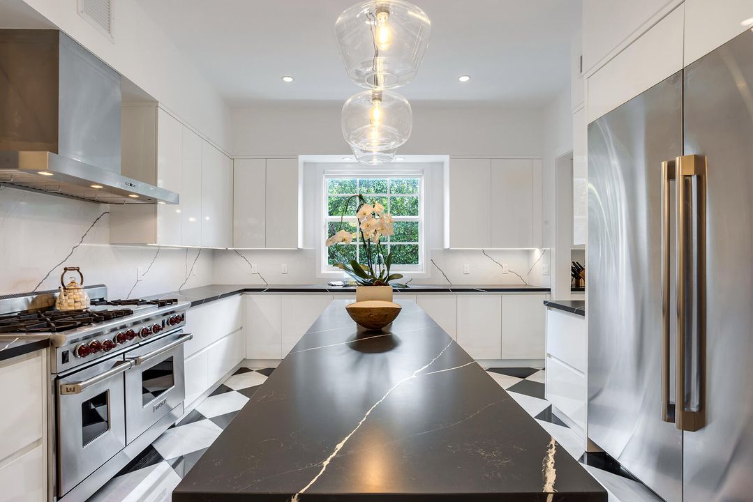 For Sale: $32,000,000 (4 beds, 4 baths, 8733 Square Feet)