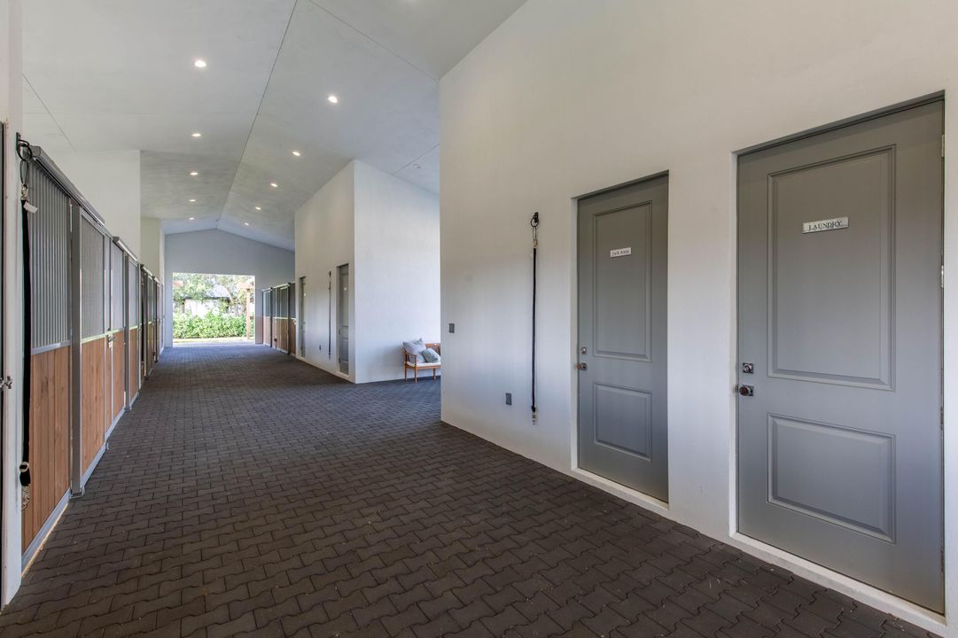 En Renta: $45,000 (4 camas, 4 baños, 4077 Pies cuadrados)