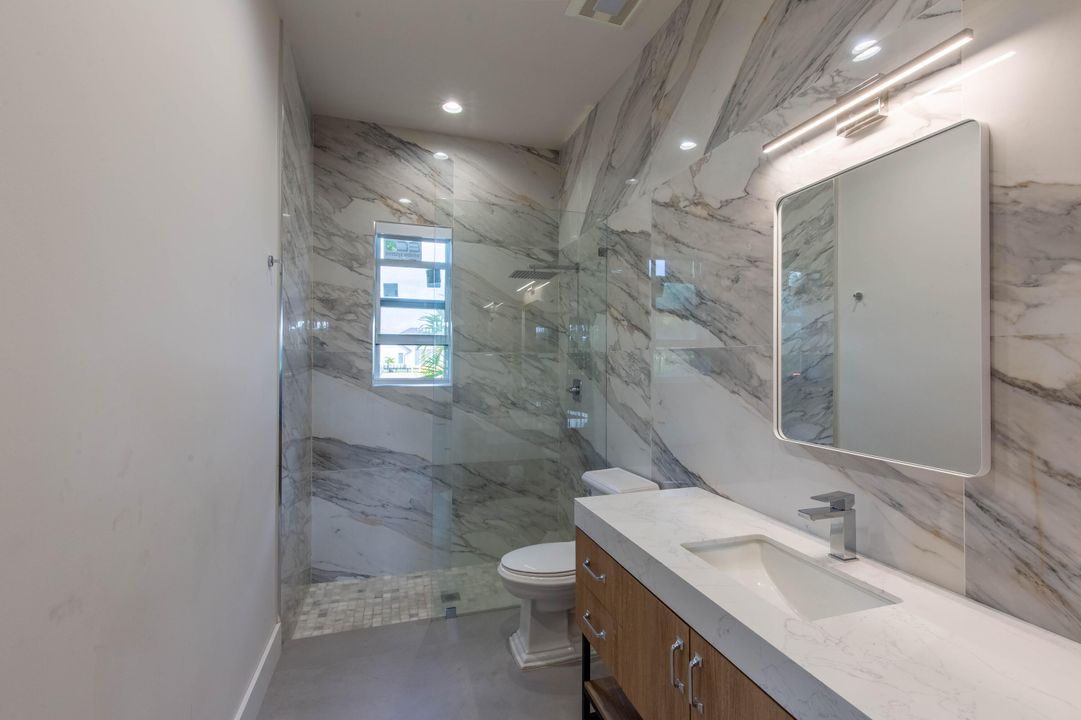 En Renta: $45,000 (4 camas, 4 baños, 4077 Pies cuadrados)