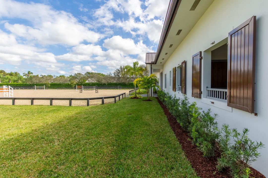 En Renta: $45,000 (4 camas, 4 baños, 4077 Pies cuadrados)