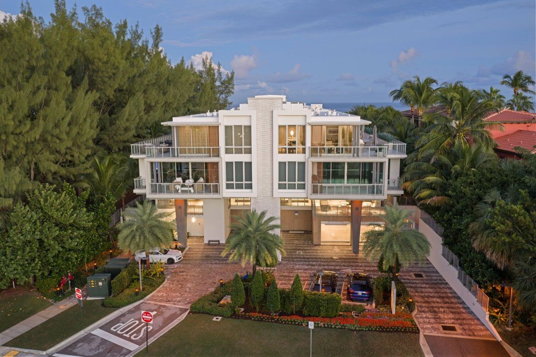 For Sale: $7,495,000 (4 beds, 3 baths, 3069 Square Feet)