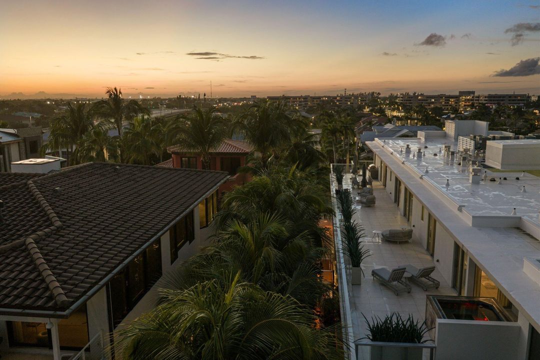 For Sale: $7,495,000 (4 beds, 3 baths, 3069 Square Feet)